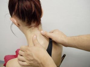 Massage für die Behandlung und Vorbeugung von Gebärmutterhalsosteochondose