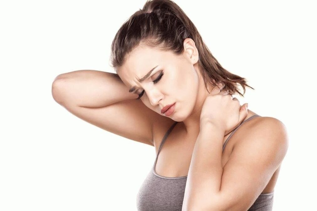 starke Schmerzen im Nacken- und Schulterblattbereich mit zervikaler Osteochondrose